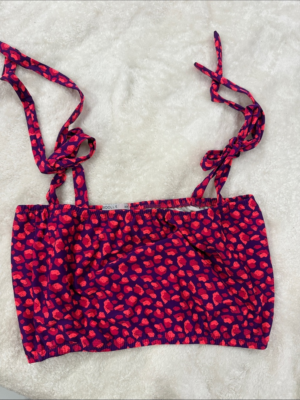 Boohoo Red Spot Tie-Shoulder Crop Camisole